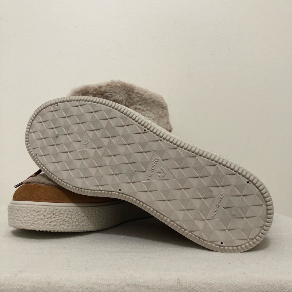 Victoria Camel Suede Leather Boots - Picture 10 of 11